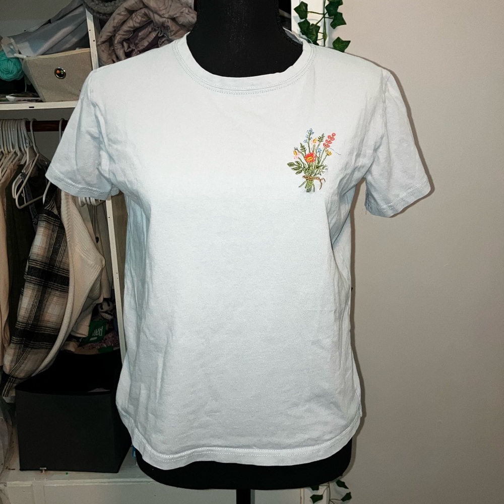 Floral embroidered T-shirt